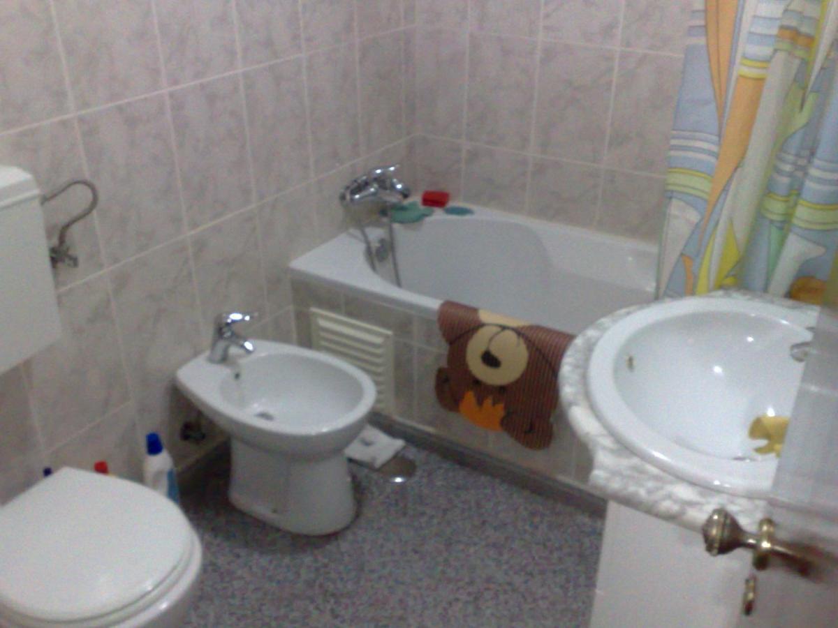 Room Villa Ribeiro Pilgrims Way To Santiago Bike A Garage For Marinhas Esposende Bagian luar foto
