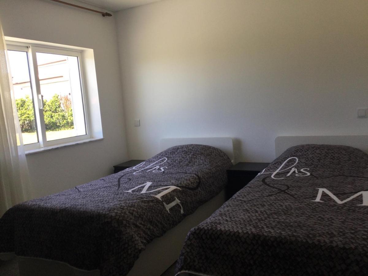 Room Villa Ribeiro Pilgrims Way To Santiago Bike A Garage For Marinhas Esposende Bagian luar foto