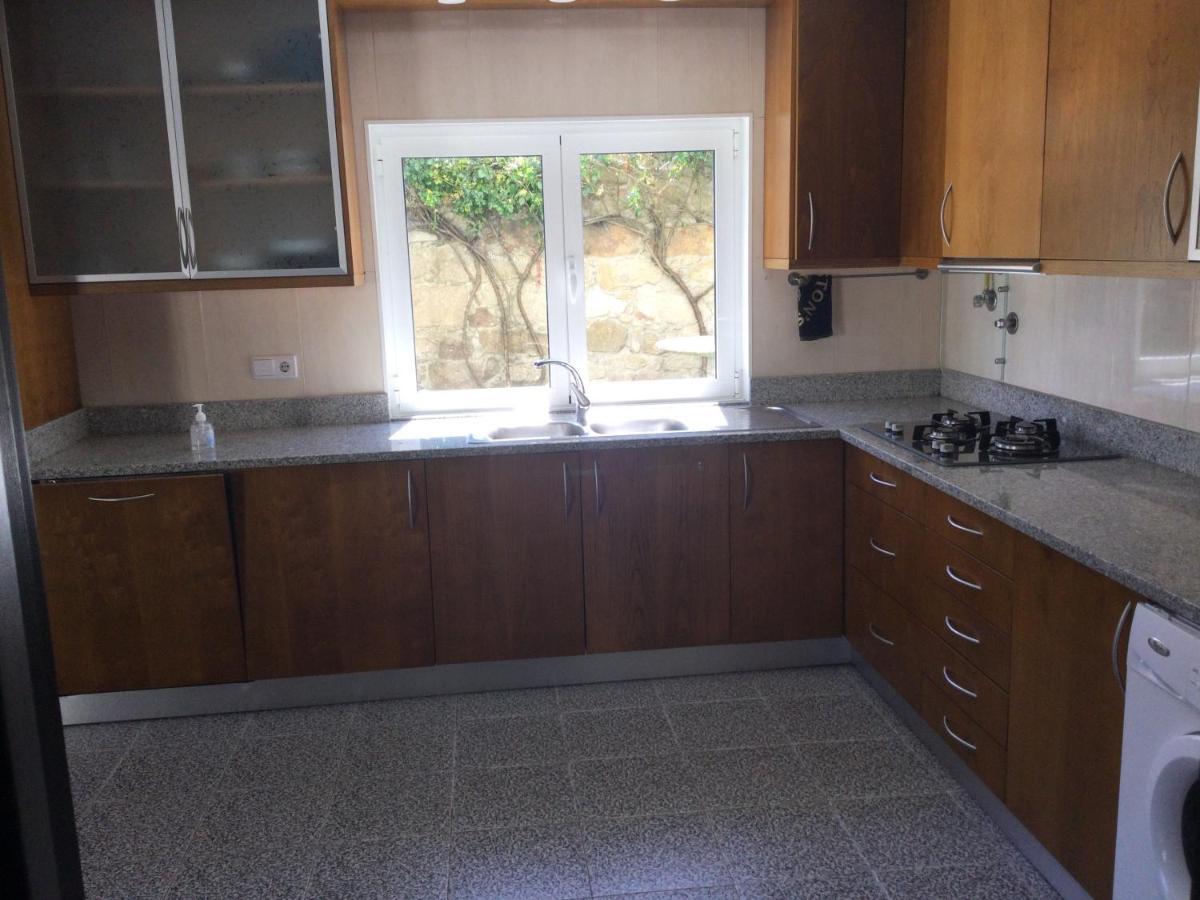 Room Villa Ribeiro Pilgrims Way To Santiago Bike A Garage For Marinhas Esposende Bagian luar foto