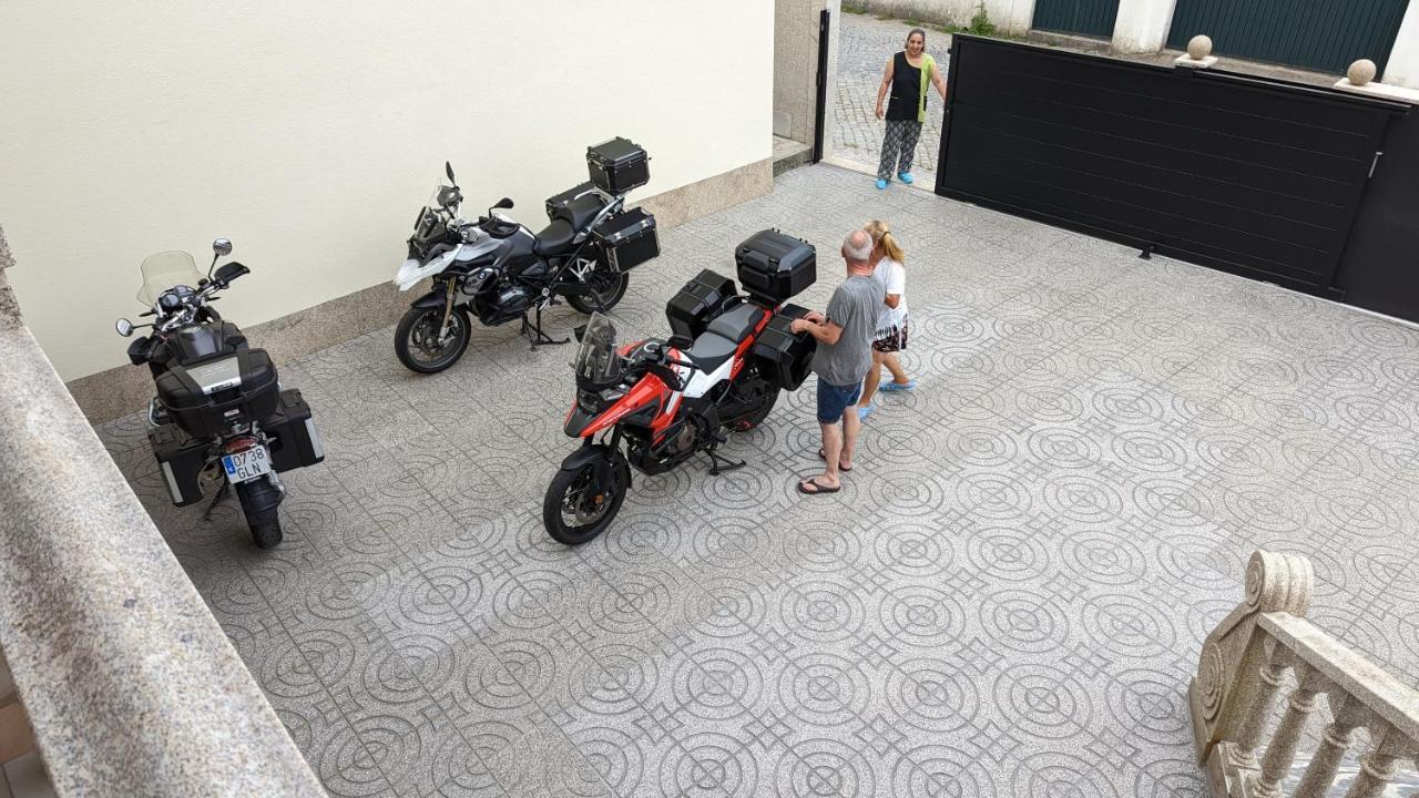 Room Villa Ribeiro Pilgrims Way To Santiago Bike A Garage For Marinhas Esposende Bagian luar foto